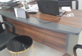 Office furniture/ meuble d’office