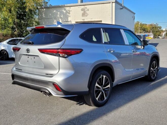 2021 Toyota Highlander XSE